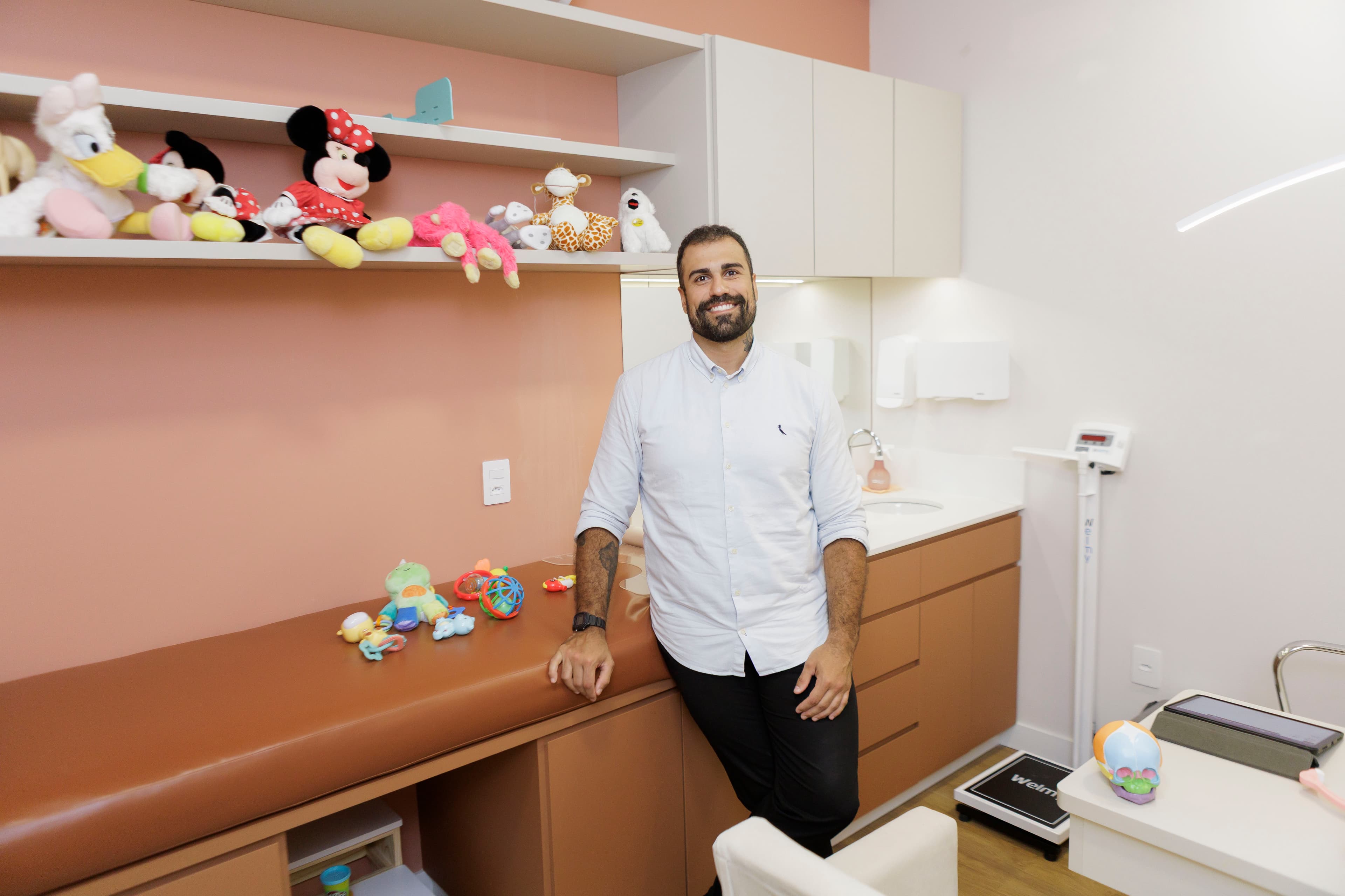 Dr. André Carvalho, Fisioterapeuta e Osteopata Pediátrico